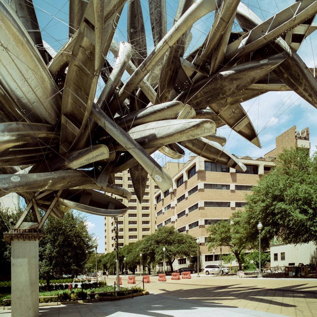 An image of Monochrome for Austin by Nancy Rubins on the UT campus.