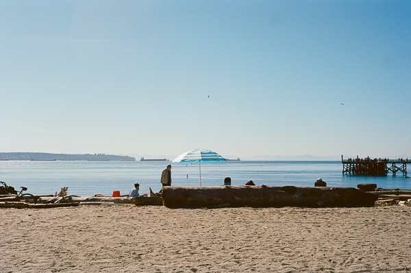 an image of the beach at ambleside park